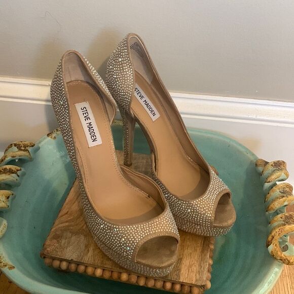 STEVE MADDEN BEDAZZLED JEWELED STILETTO HEELS size 8.5 - Picture 1 of 7